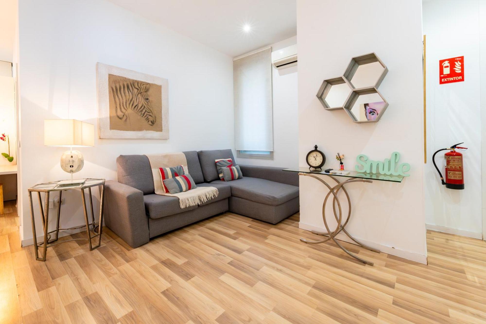 For You Rentals New Design Apartment Temporal Puerta Del Sol Pre10A مدريد المظهر الخارجي الصورة