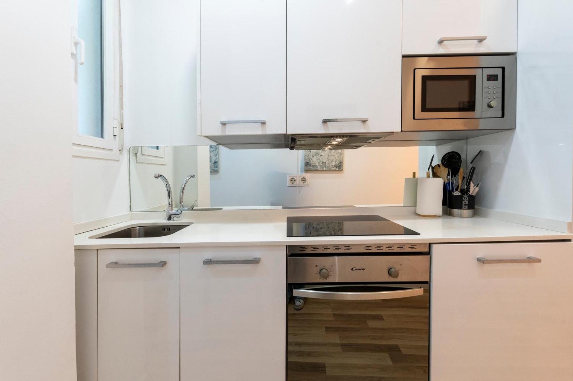 For You Rentals New Design Apartment Temporal Puerta Del Sol Pre10A مدريد المظهر الخارجي الصورة