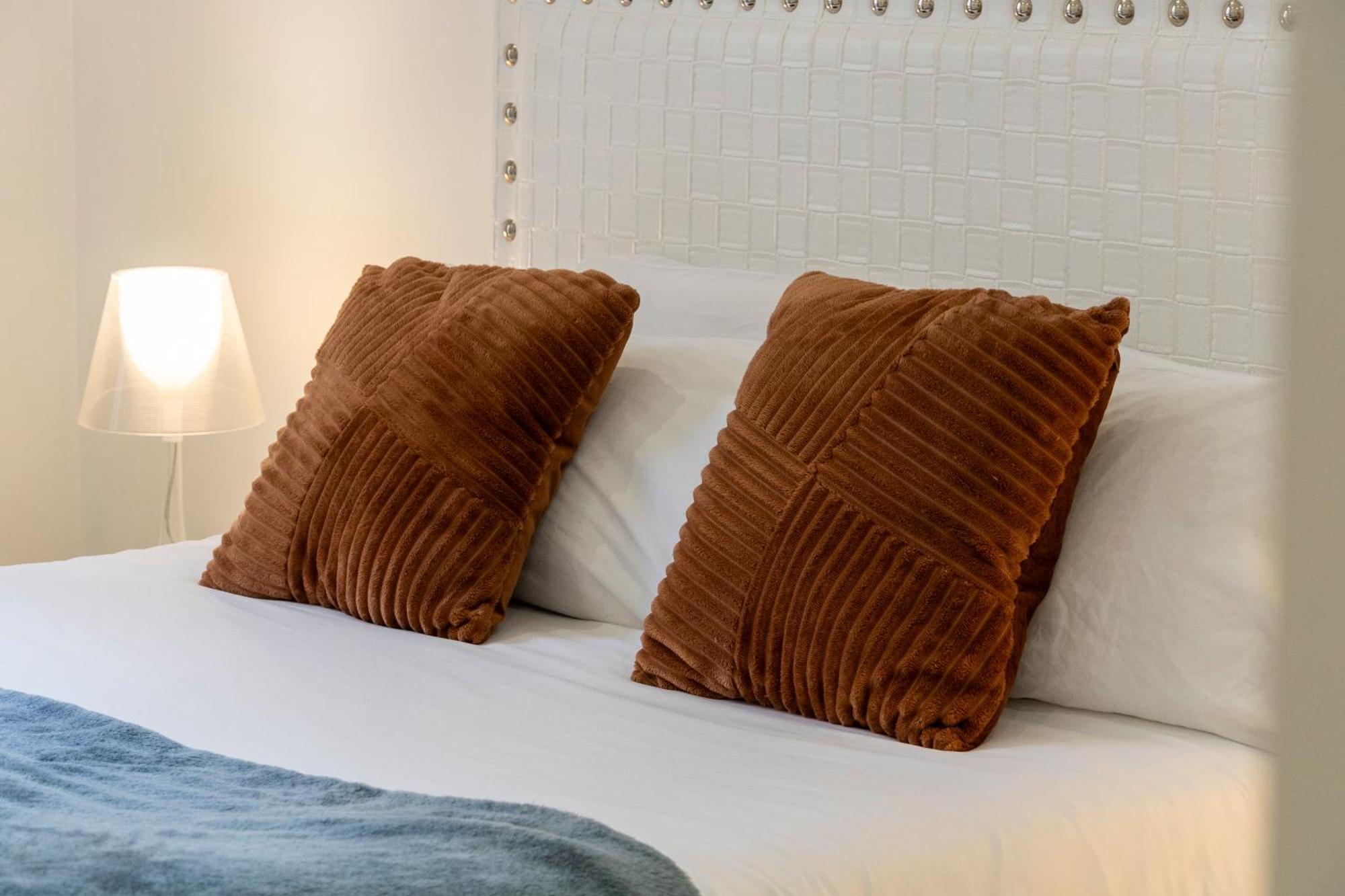 For You Rentals New Design Apartment Temporal Puerta Del Sol Pre10A مدريد المظهر الخارجي الصورة