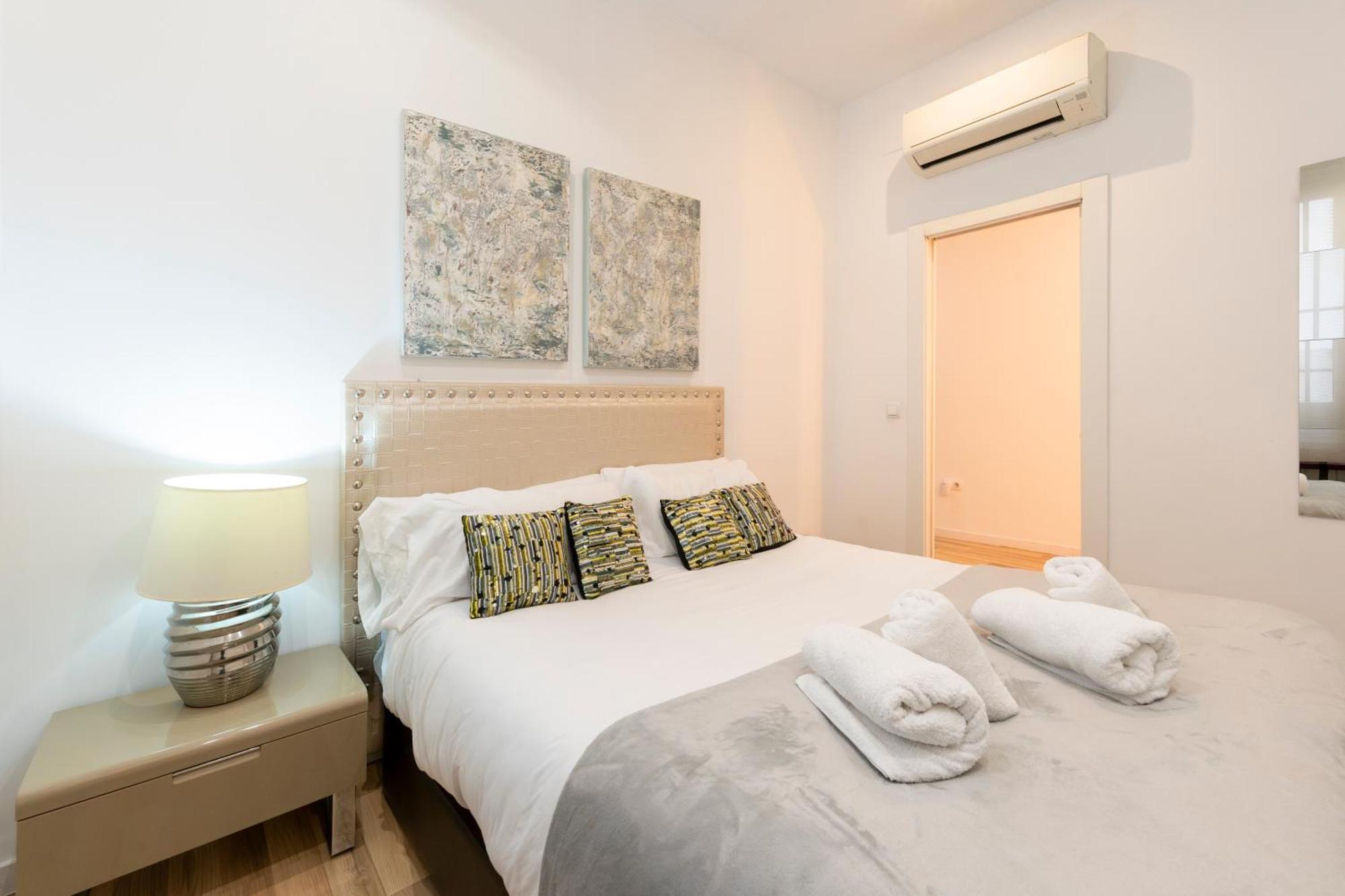 For You Rentals New Design Apartment Temporal Puerta Del Sol Pre10A مدريد المظهر الخارجي الصورة
